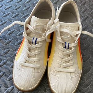 Rothy’s Yellow Candy Striped Lace Up! 🌈